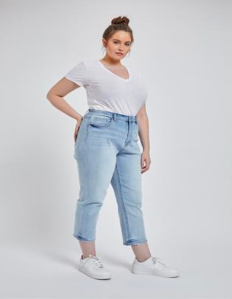 Shailyn | Ultra High-Rise Mom Ankle Jeans